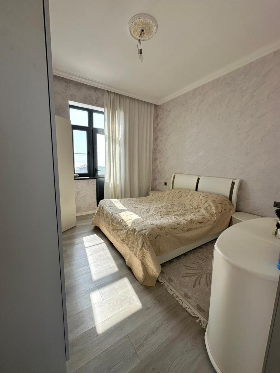 Satılır 4 otaqlı həyət evi/bağ evi 190 m² — Ev, villa, Bakı (7)