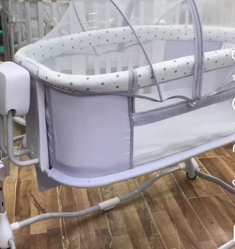 Oğlan və qız üçün, İşlənmiş, Yumru, Beşik, Dəstsiz, Matras ilə, Yellənmə mexanizmi ilə — Bakı