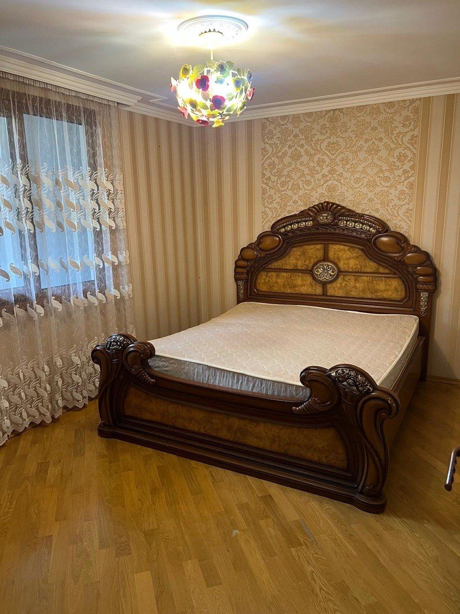 İcarəyə verilir 5 otaqlı köhnə tikili 130 m² — Mənzil, Bakı (8)