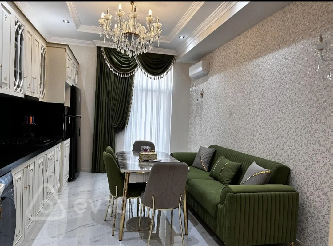 4 otaqlı mənzil, 187 m², Qarabağ Atları meydanı — Mənzil, Bakı (11)