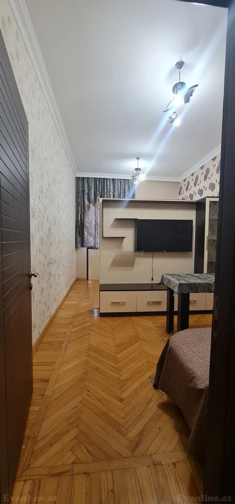 Kirayə verilir 1 otaqlı Mənzil Köhnə tikili 45 m² Bakı, Səbail r — Mənzil, Bakı (7)
