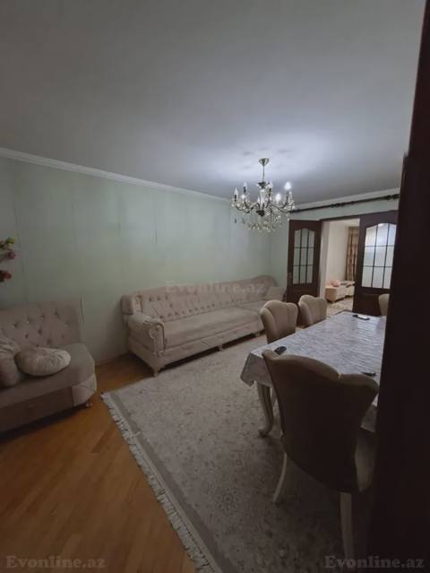 Kirayə verilir 3 otaqlı Mənzil Köhnə tikili 60 m² Bakı, Yasamal r., Elmlər Akademiyası m — Məhəmməd Bəy — Apartment