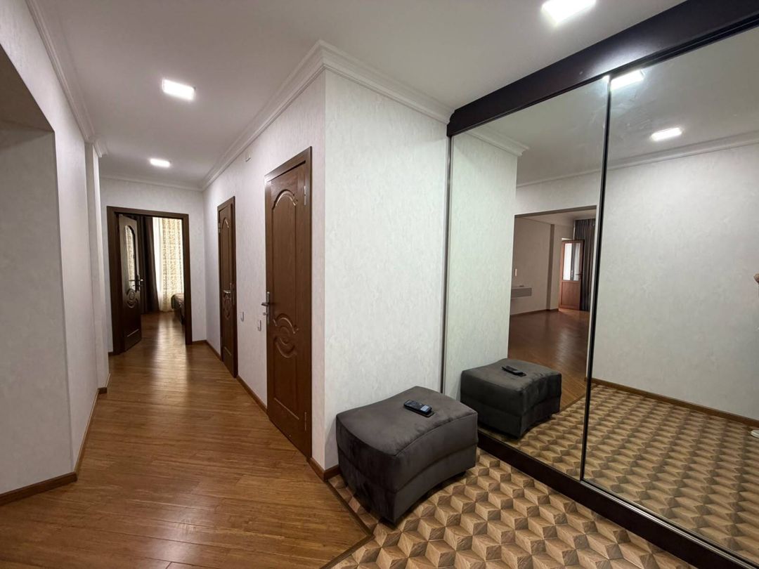 İcarəyə verilir 3 otaqlı yeni tikili 130 m² — Mənzil, Bakı (9)