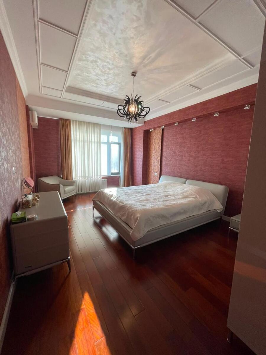 Satılır 5 otaqlı yeni tikili 225 m² — Mənzil, Bakı (10)
