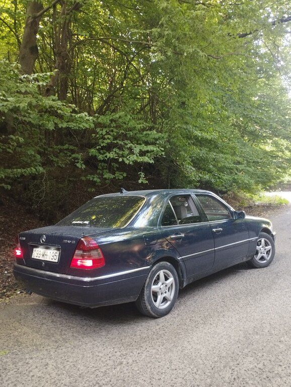 Mercedes C 220, 2.2 L, 1994 il, 500 000 km 99-MH-195 — Avtomobillər, Bakı (2)