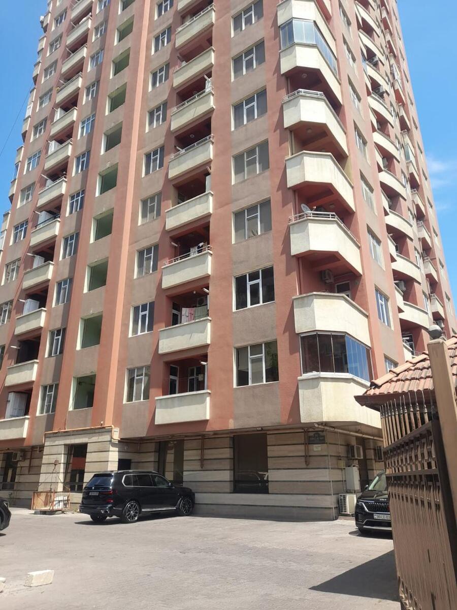 Satılır 4 otaqlı yeni tikili 175 m² — Mənzil, Bakı