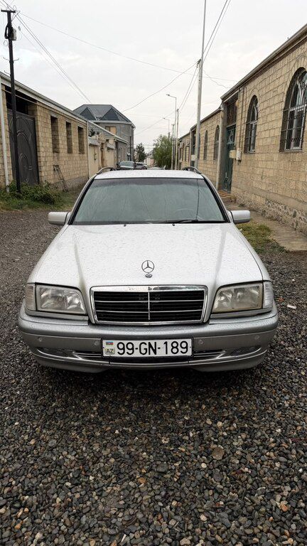 Mercedes C 220, 2.2 L, 2000 il, 234 000 km — Gəncə