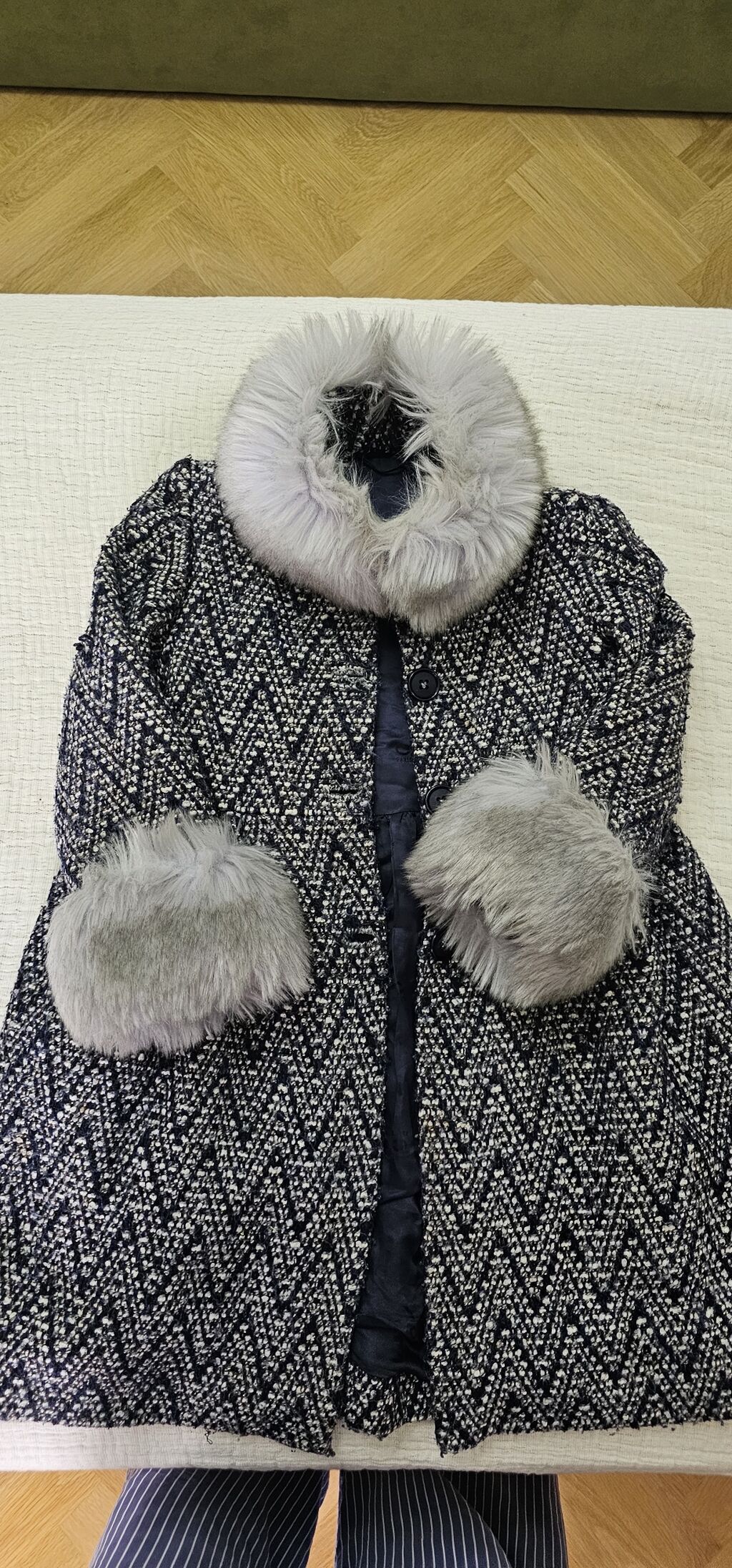 Qız uşağı üçün qış palto - Model: dizə yaxın uzunluqda, qızlar üçün — Uşaq geyimi, Bakı