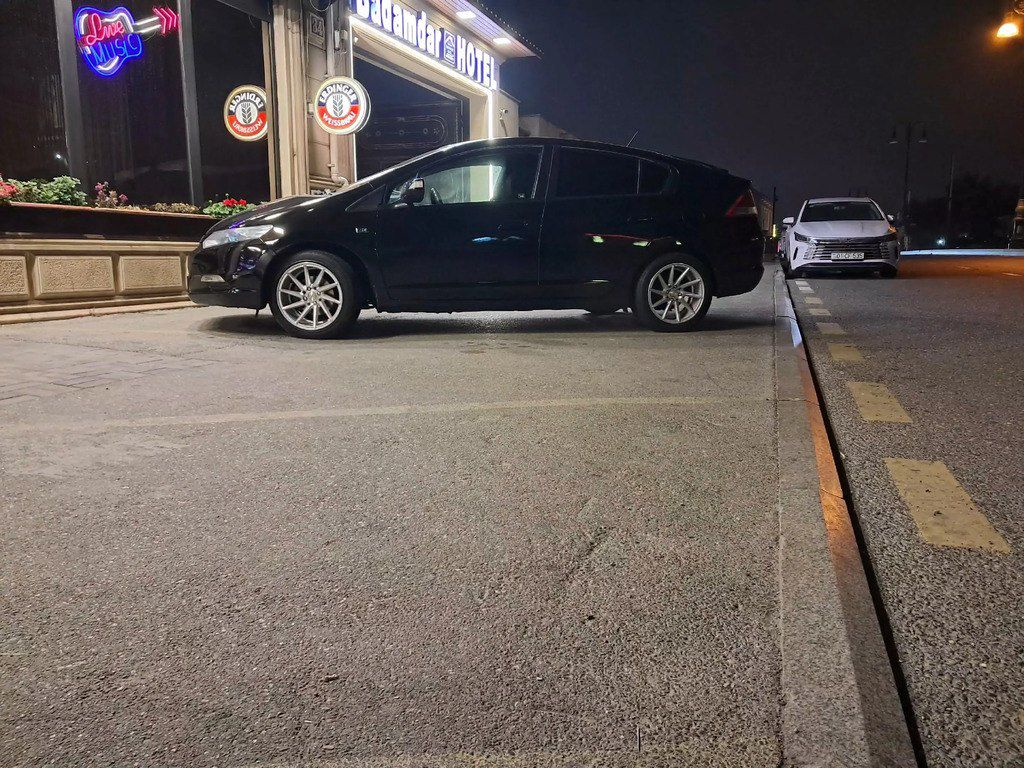 Honda Insight, 1.3 L, 0.58 kWh, 2009 il, 351 000 km 77-CS-275 — Avtomobillər, Bakı (3)