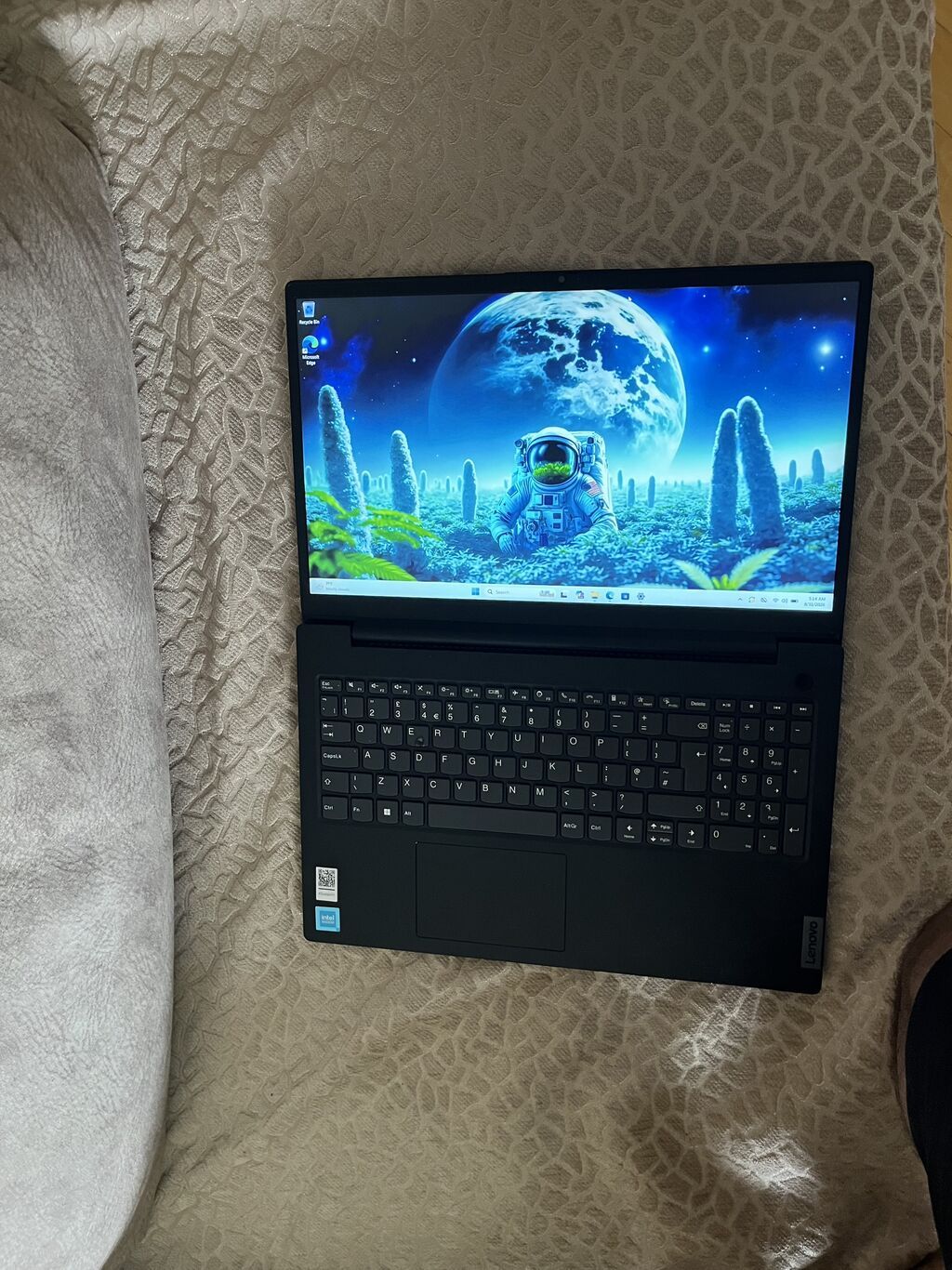 Intel celeron n4500 4/256 cox suretli isleyir donma tutulma yoxdur — Lenovo, Bakı (4)