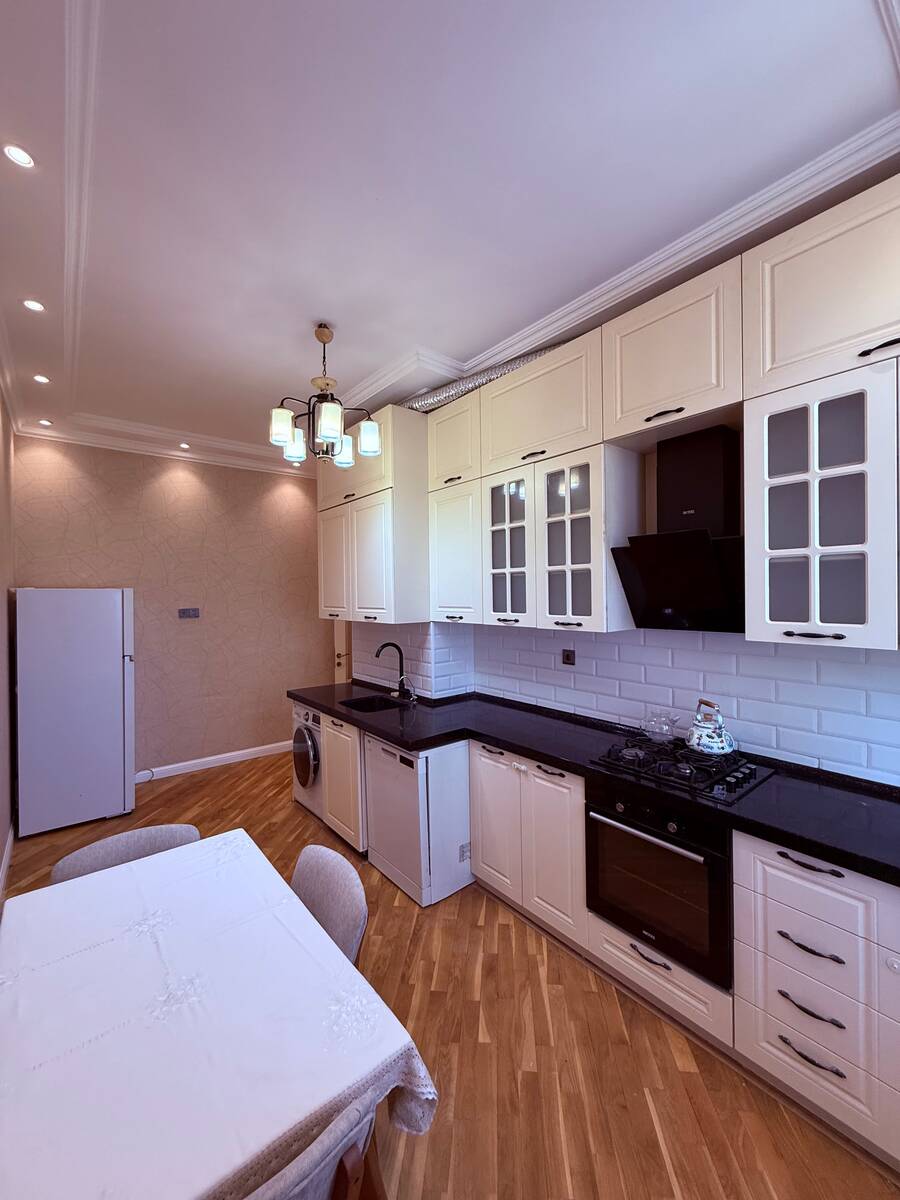 İcarəyə verilir 3 otaqlı yeni tikili 110 m² — Mənzil, Bakı (9)
