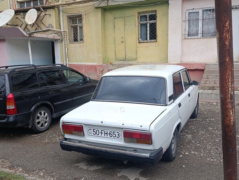 Lada (VAZ) 2107, 1.6 L, 2005 il, 208 000 km 50-FH-653 — Avtomobillər, Sumqayıt (8)