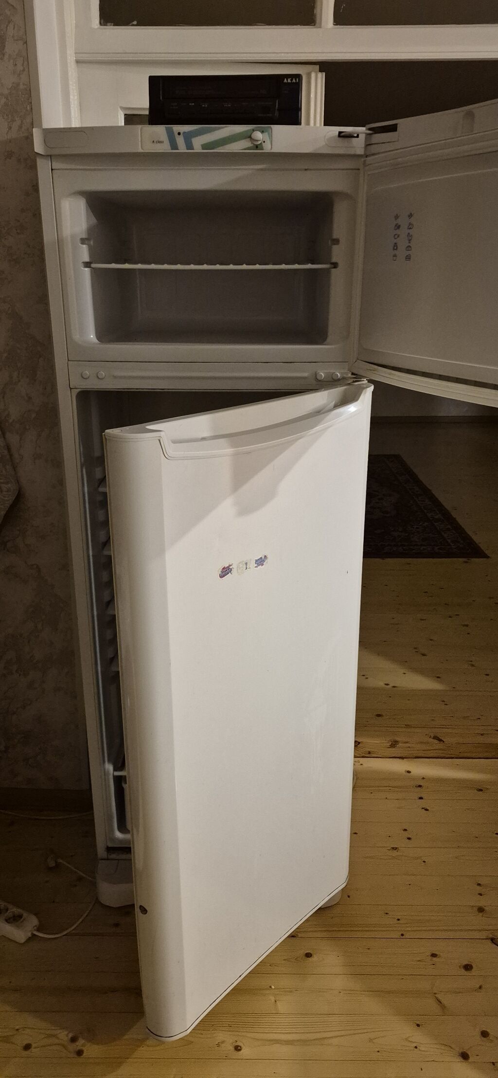 İşlənmiş 2 qapılı Indesit Soyuducu Satılır, rəng - Ağ — Soyuducular, Gəncə (2)