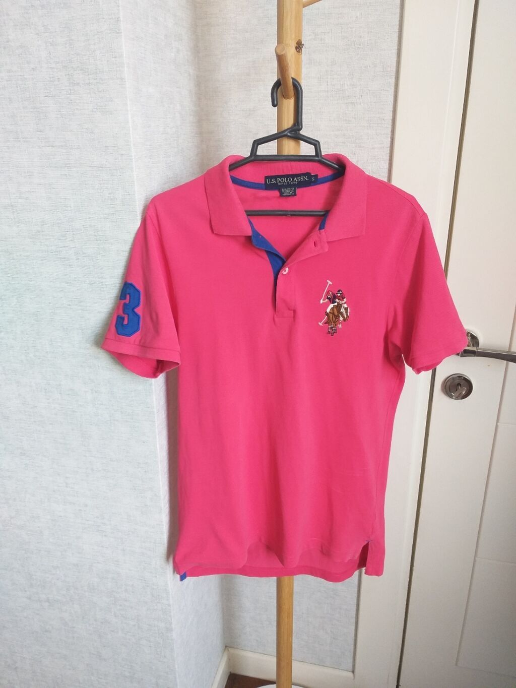 Koynek — Futbolka və polo, Bakı