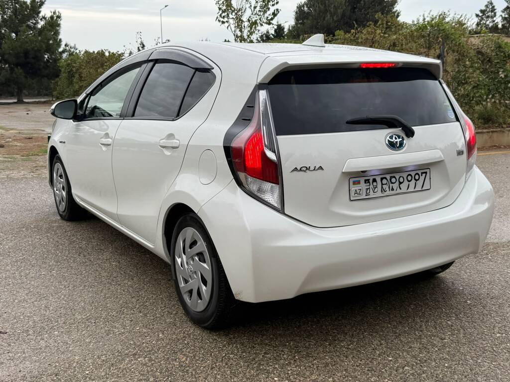 Toyota Aqua, 1.5 L, 0.9 kWh, 2016 il, 62 760 km — Avtomobillər, Bakı (5)