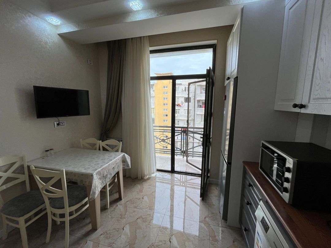 İcarəyə verilir 3 otaqlı yeni tikili 140 m² — Mənzil, Bakı (9)