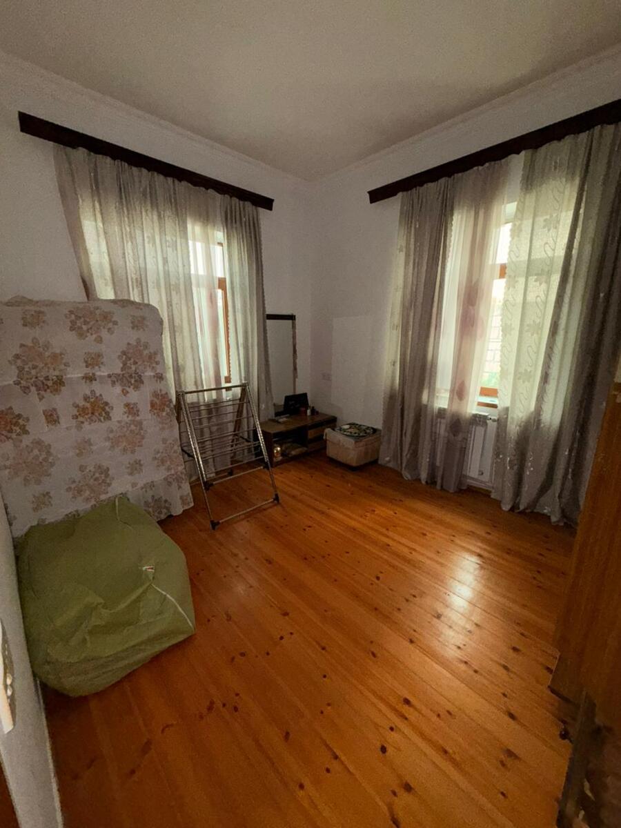 Satılır 4 otaqlı həyət evi/bağ evi 200 m² — Ev, villa, Bakı (8)