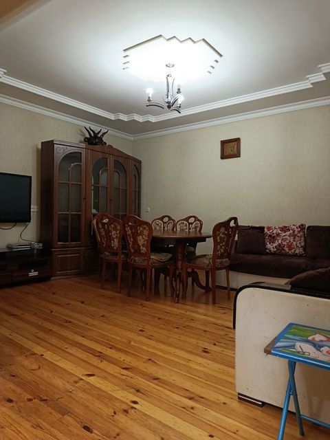 İcarəyə verilir 3 otaqlı həyət evi/bağ evi 70 m² — Bakı