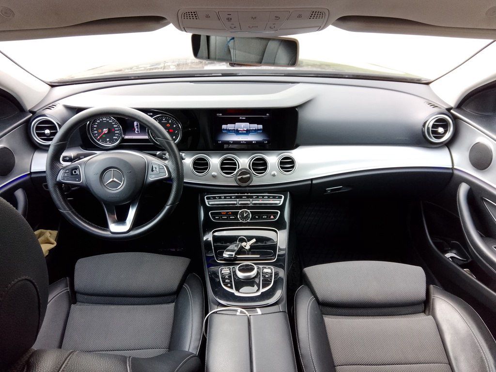 Mercedes E 300, 2.0 L, 2017 il, 128 257 km — Avtomobillər, Bakı (9)