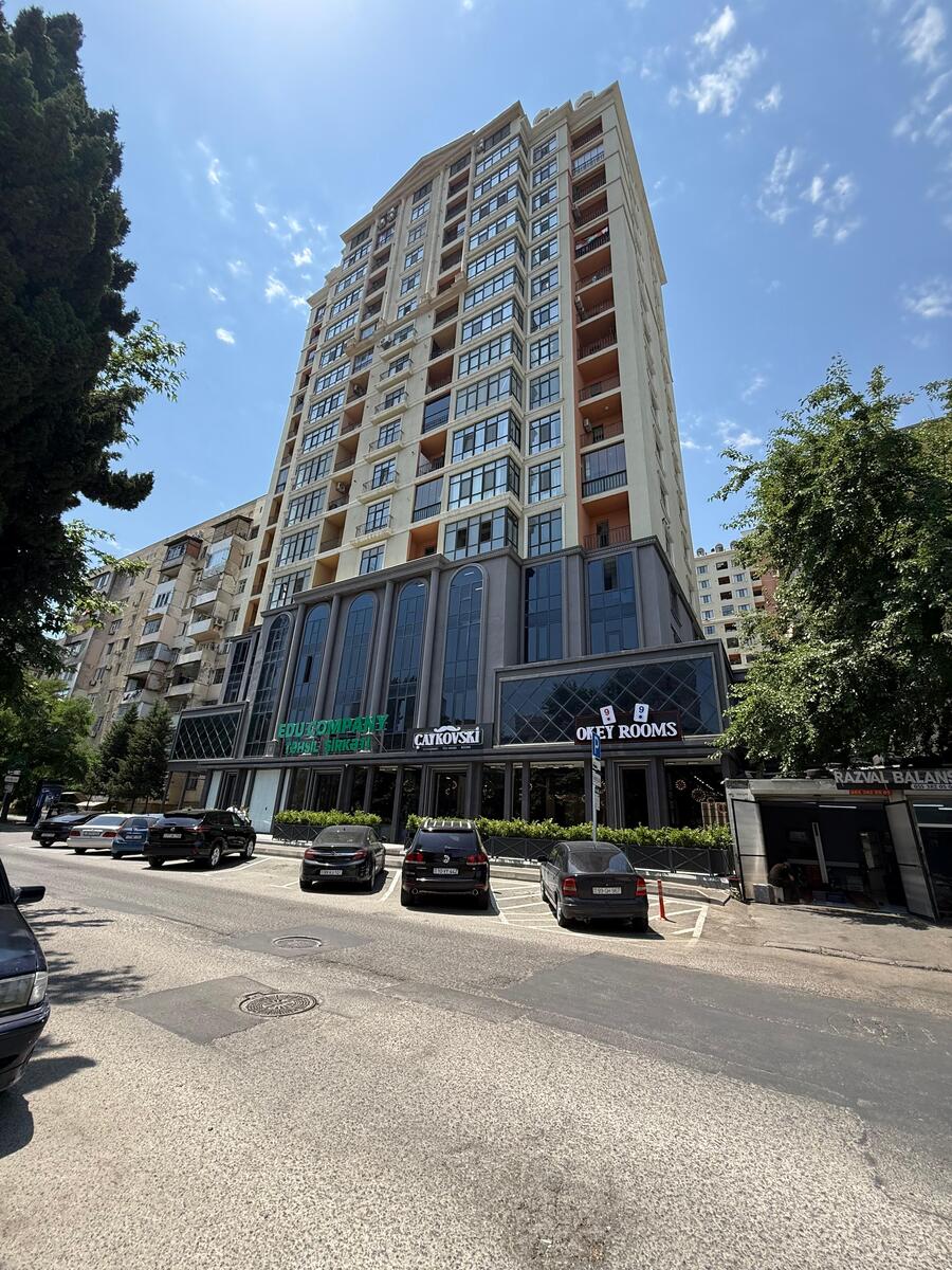 Satılır 4 otaqlı yeni tikili 207 m² — Mənzil, Bakı (12)