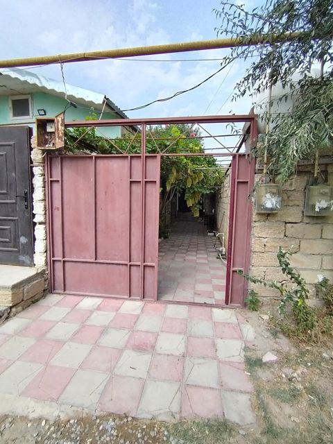 Satılır 3 otaqlı həyət evi/bağ evi 80 m² — Bakı