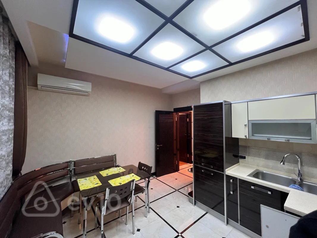 2 otaqlı mənzil, 95 m², Həsən Salmani küçəsi — kirayə — Mənzil, Bakı (8)