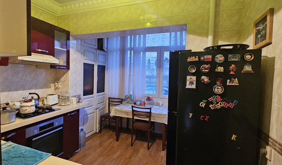 Satılır 4 otaqlı köhnə tikili 120 m² — Mənzil, Bakı (11)