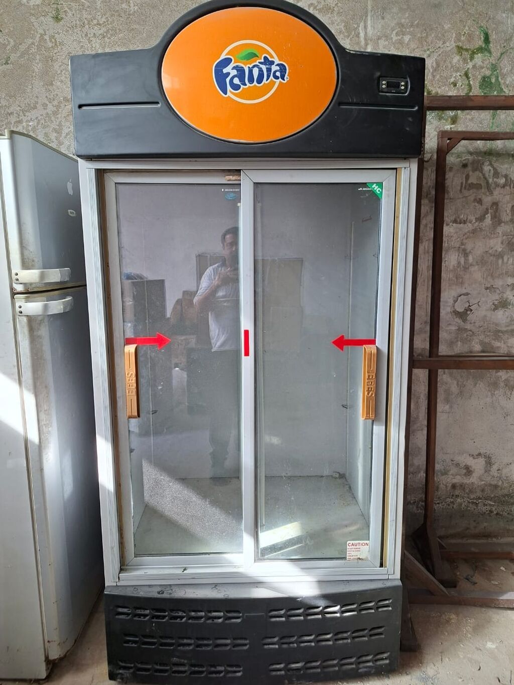 799₼ fanta vitrin soyuducusu az işlənib Binəqədi 5836 zeyno — Soyuq vitrini, Bakı