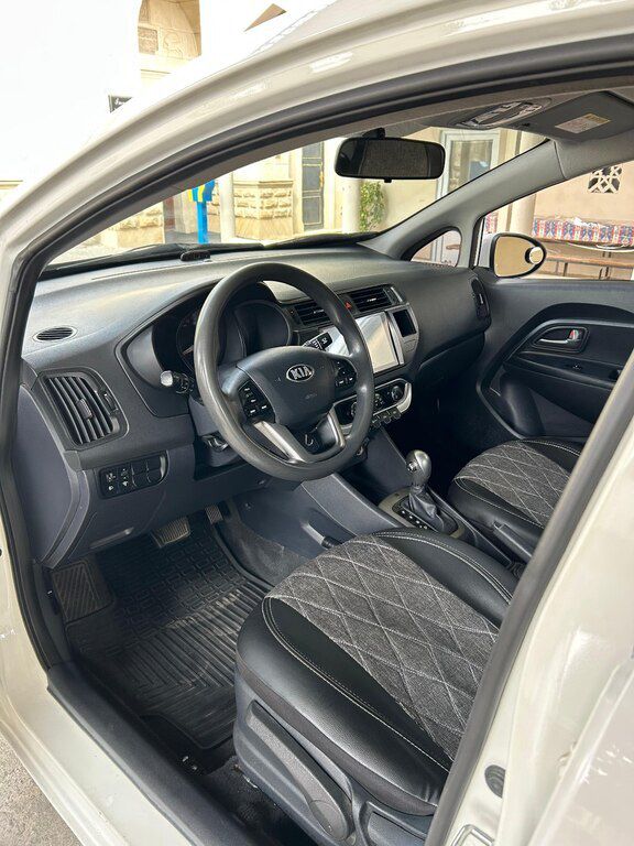 Kia Rio, 1.4 L, 2014 il, 166 500 km 99-LG-322 — Avtomobillər, Bakı (6)