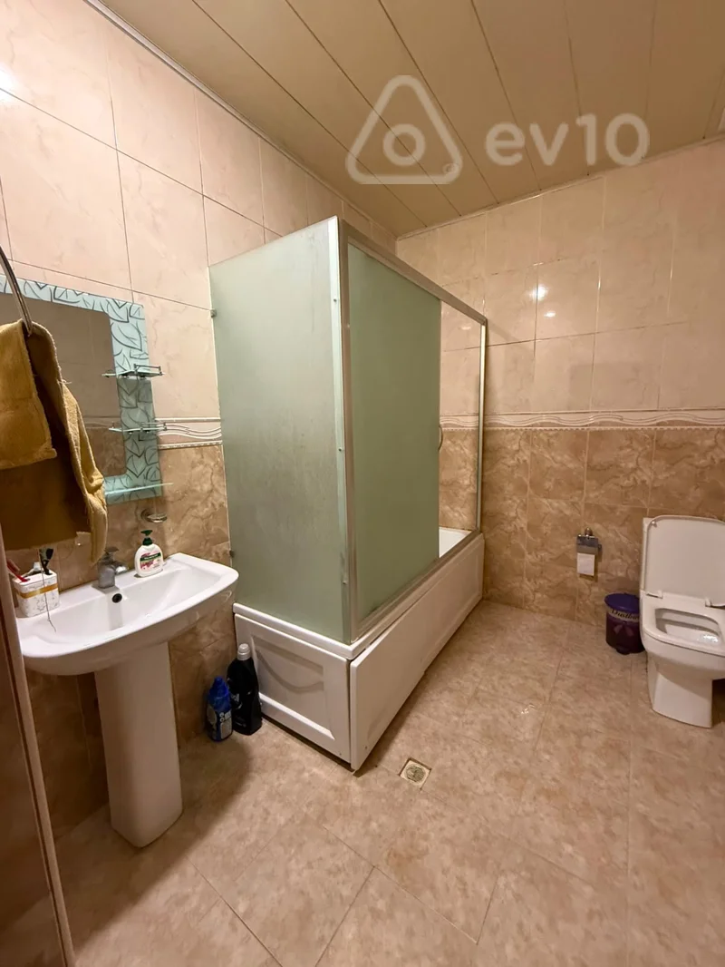 3 otaqlı mənzil, 125 m², Sübhi salayev küçəsi — kirayə — Mənzil, Bakı (10)