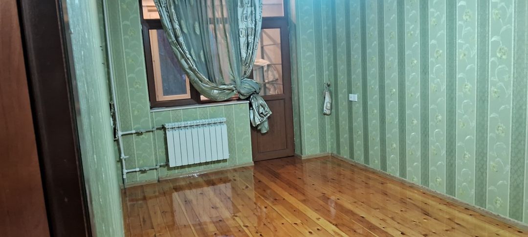 İcarəyə verilir 3 otaqlı köhnə tikili 90 m² — Mənzil, Bakı (2)