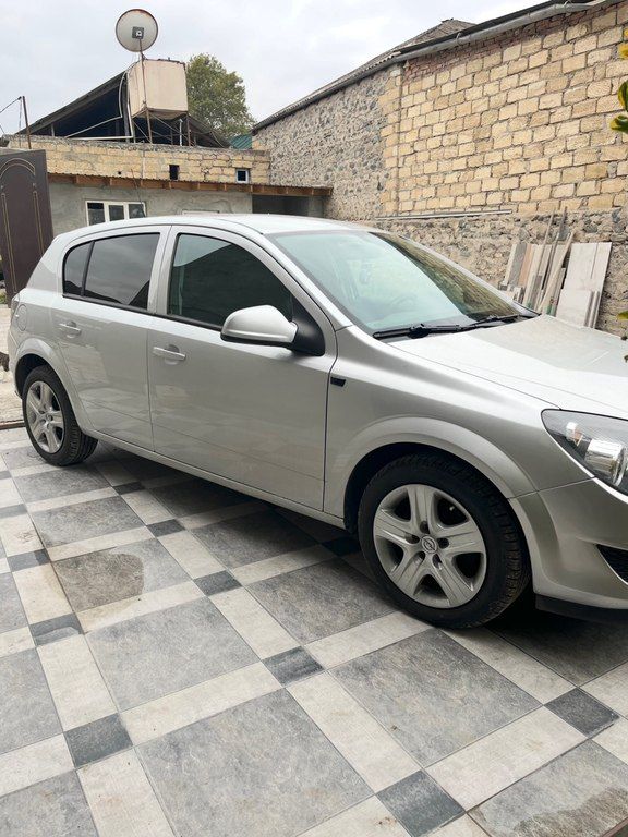 Opel Astra, 1.4 L, 2010 il, 270 000 km — Avtomobillər, Gəncə (6)