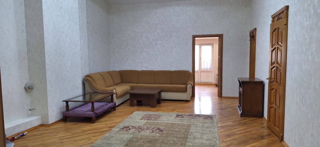 İcarəyə verilir 4 otaqlı yeni tikili 200 m² — Mənzil, Bakı (3)