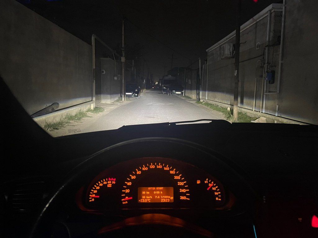 Mercedes C 200, 2.0 L, 2002 il, 397 000 km 77-QX-054 — Avtomobillər, Bakı (12)