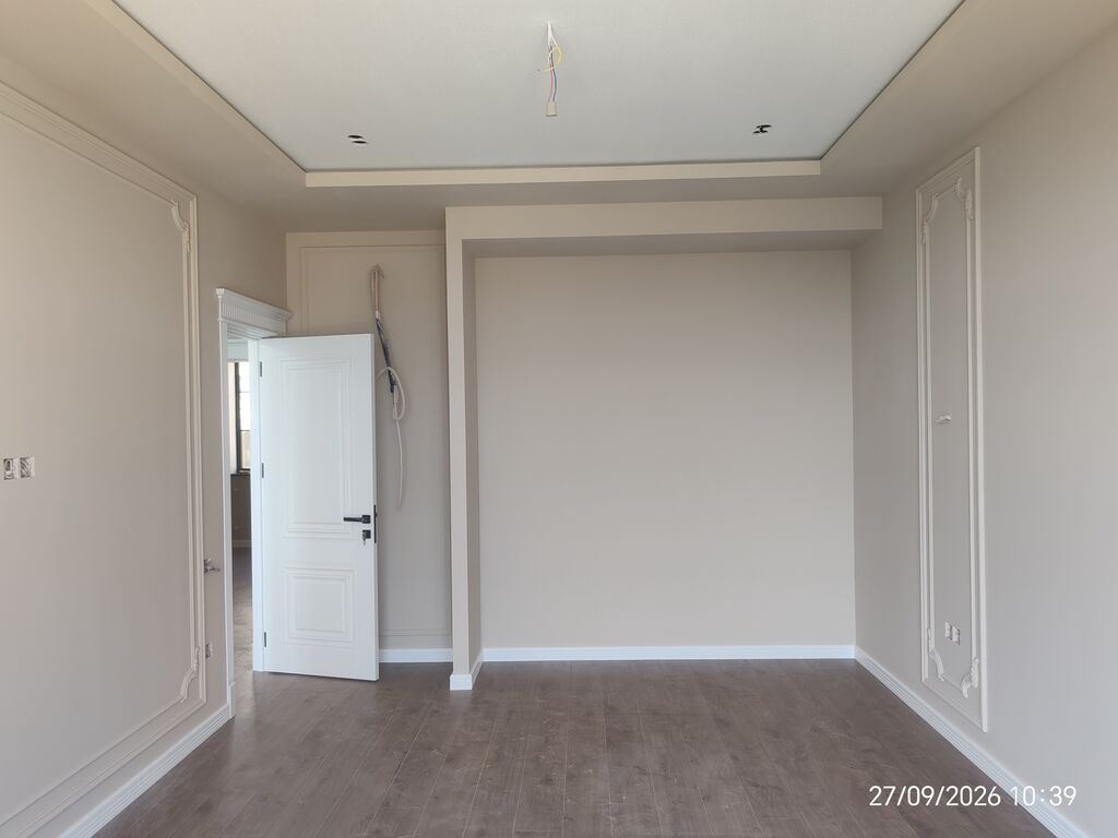 Parket döşəmə xidməti – balıqquyruğu (herringbone) və düz xətt dizaynı — Döşəmə və tavan işləri, Bakı (5)