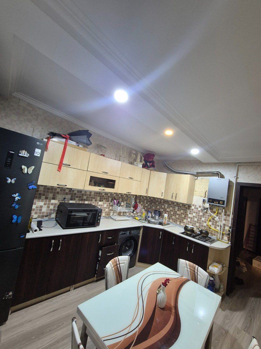 Satılır 2 otaqlı köhnə tikili 60 m² — Mənzil, Bakı (7)
