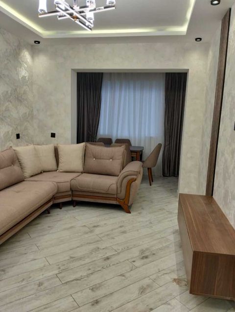 İcarəyə verilir 2 otaqlı köhnə tikili 60 m² — Bakı