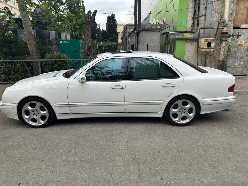 Mercedes E 240, 2.6 L, 2001 il, 313 000 km — Avtomobillər, Bakı (10)