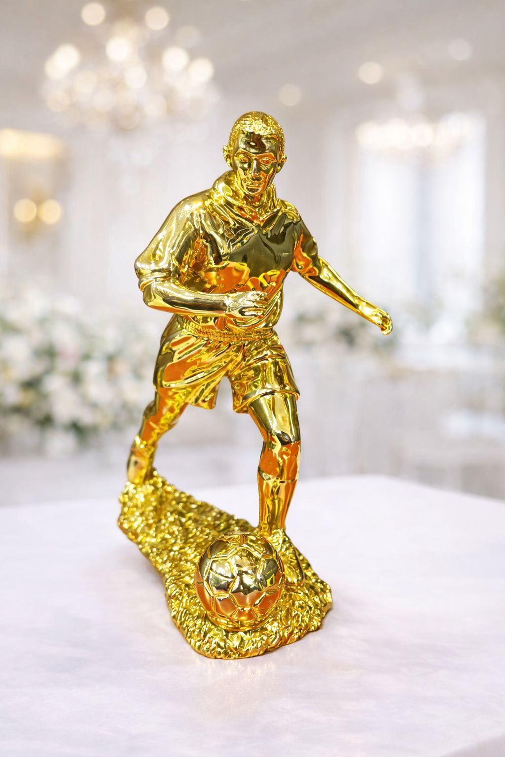 Kubok FootBall, plastik, qızılı, 15 sm — Mallar, Bakı