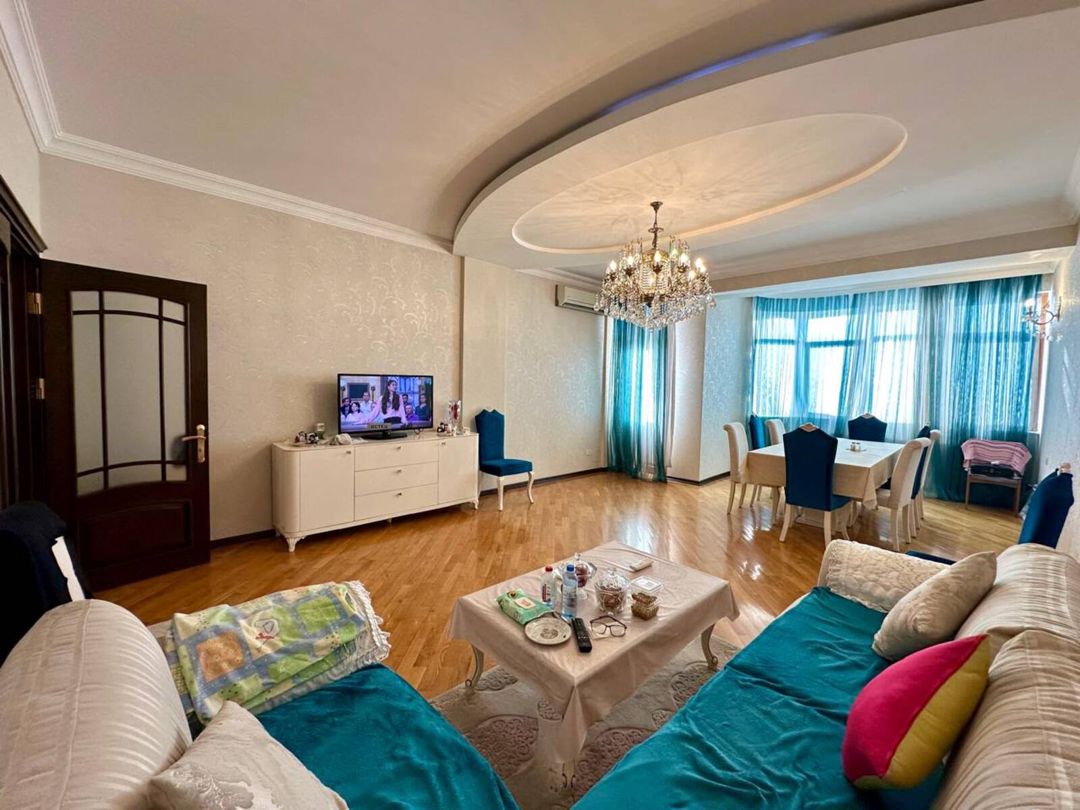 Satılır 3 otaqlı yeni tikili 117 m² — Mənzil, Bakı (2)