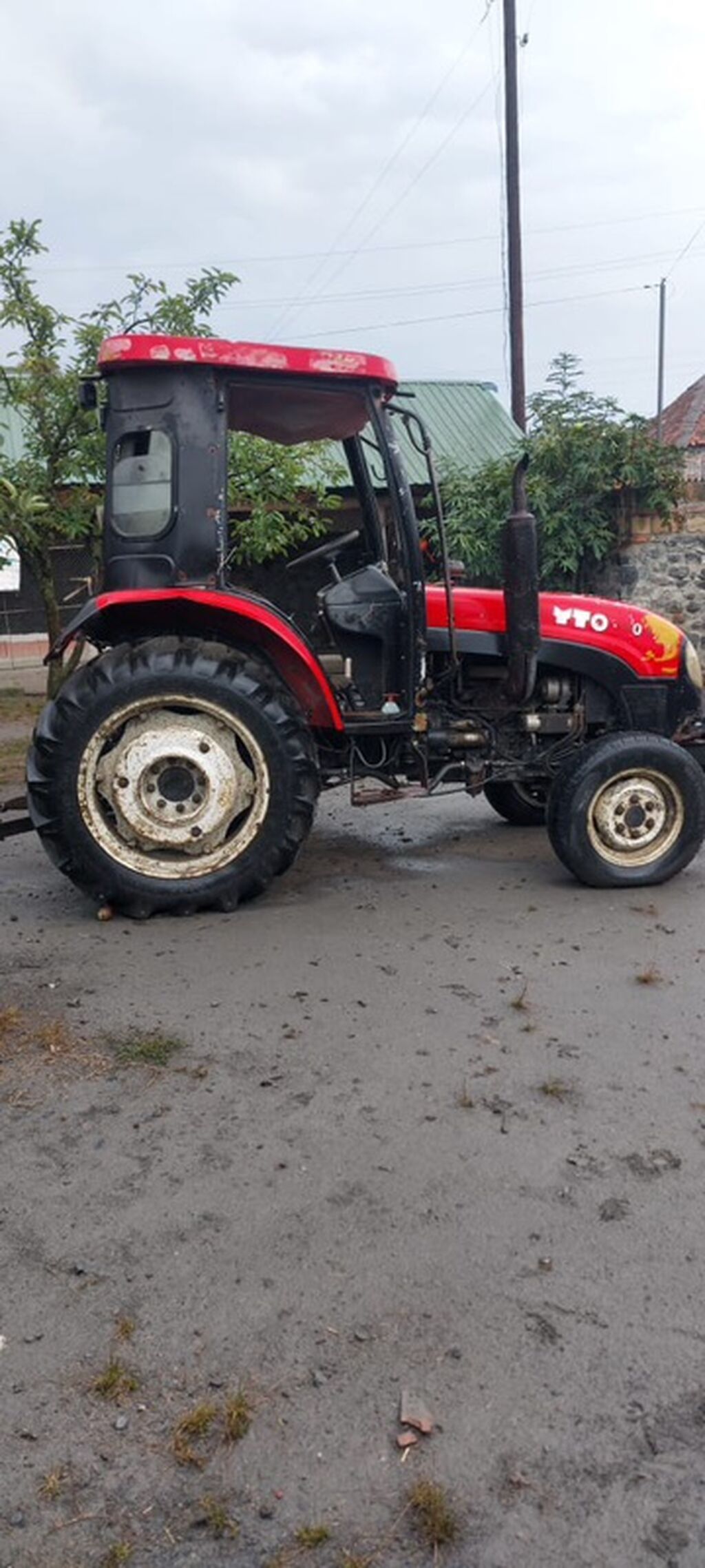 YTO mini traktor – kabinli, 4 təkərli, arxa asqı sistemi və PTO çıxışı — Traktorlar, Qax (3)