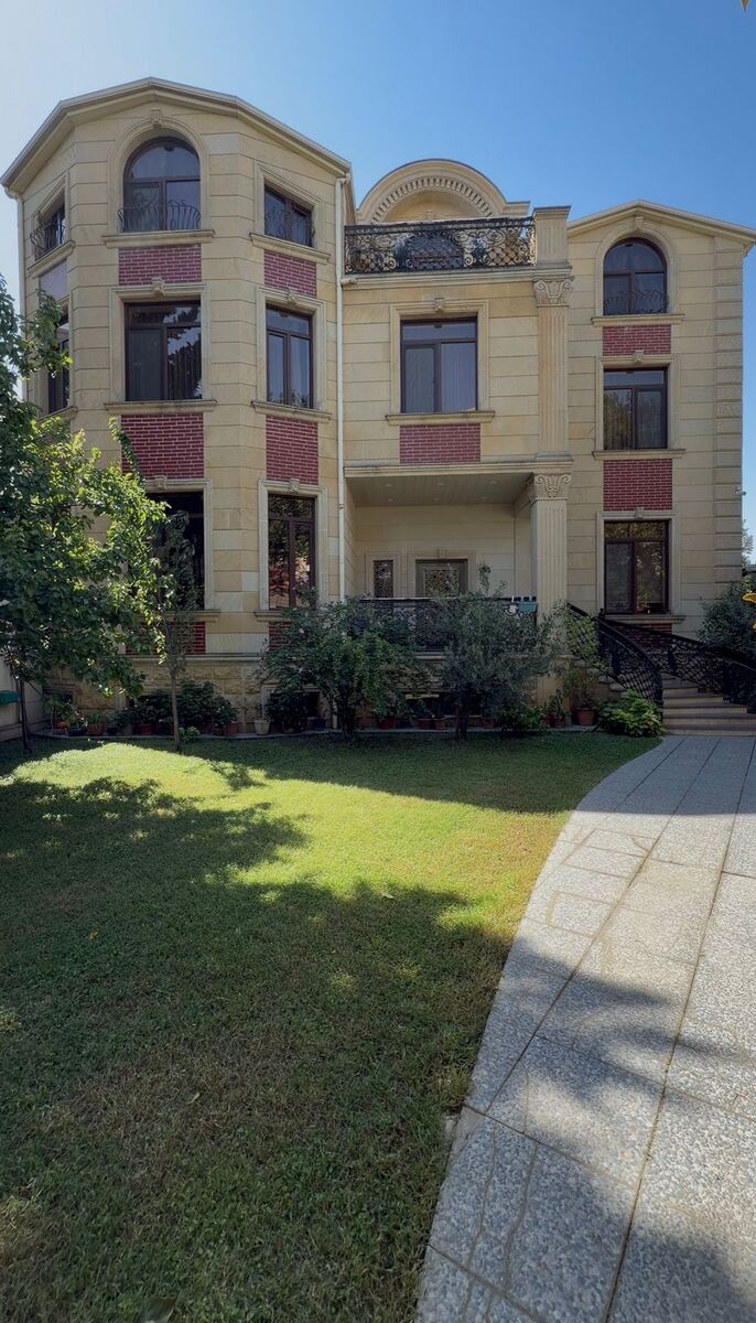 Satılır 6 otaqlı həyət evi/bağ evi 660 m² — Ev, villa, Bakı