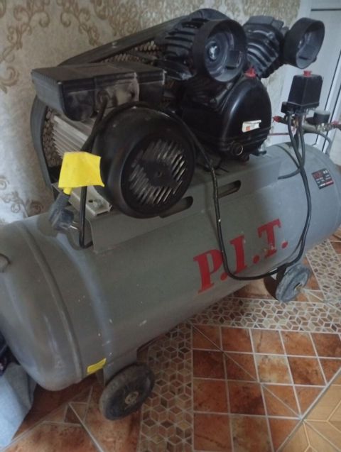 100 litir Kompressor Tezə kimdir 3 aydir alinib işlenmbeyib 1.2 defe — Bakı