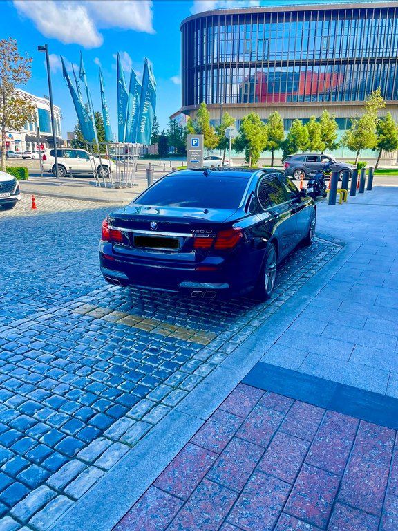 BMW 760, 6.0 L, 2013 il, 215 000 km — Avtomobillər, Bakı (2)