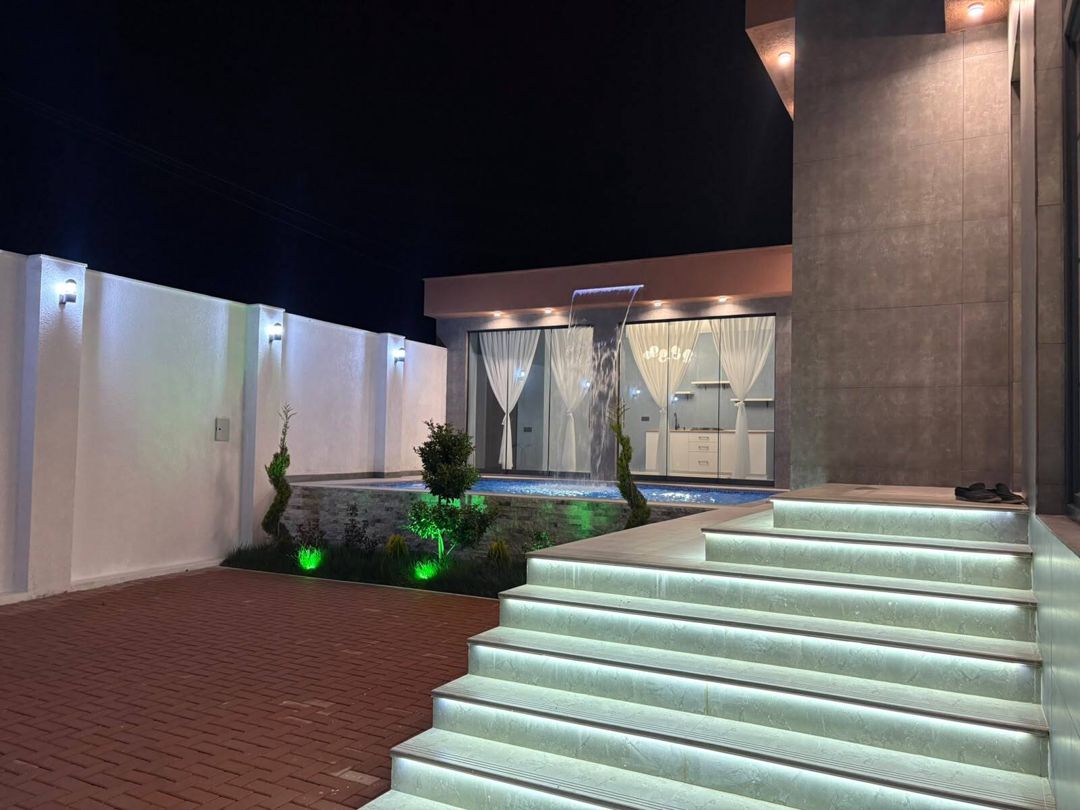 Satılır 4 otaqlı həyət evi/bağ evi 202 m² — Ev, villa, Bakı (2)