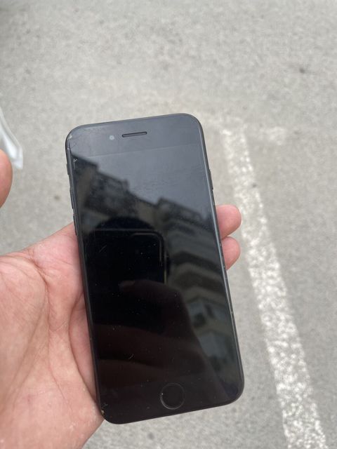 IPhone 7, 128 GB, Jet Black, Barmaq izi — Xırdalan
