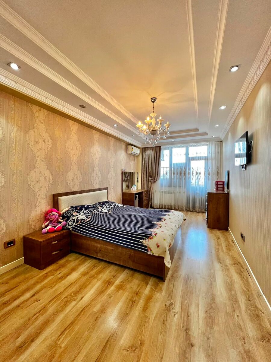 İcarəyə verilir 5 otaqlı yeni tikili 250 m² — Mənzil, Bakı (10)