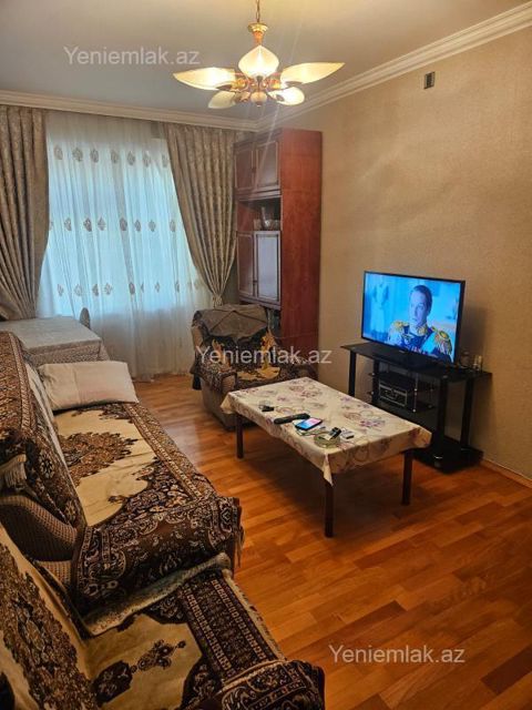 Satılır 3 otaqlı Bina evi menzil (Köhnə tikili), 80 m², Xətai rayonu — Bakı