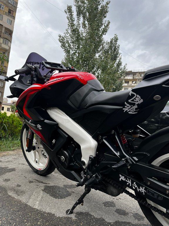 Bajaj Pulsar RS 200, 200 sm3, 2021 il, 64 000 km — Motosikletlər, Bakı (3)