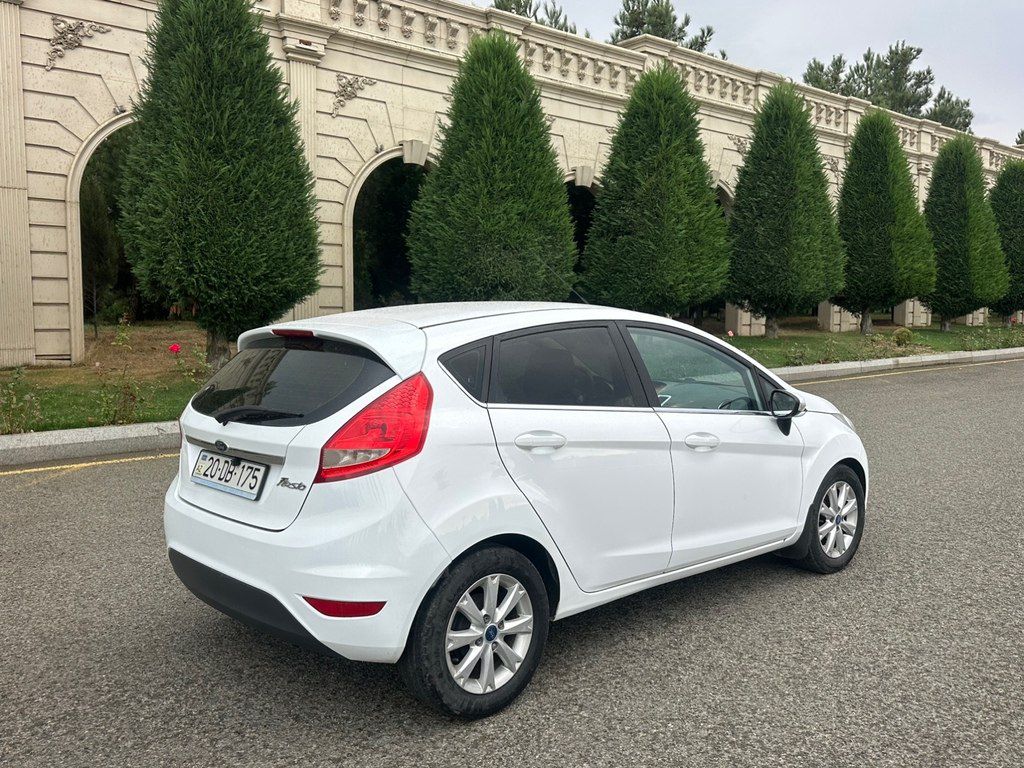 Ford Fiesta, 1.4 L, 2011 il, 160 000 km 20-DB-175 — Avtomobillər, Gəncə (6)